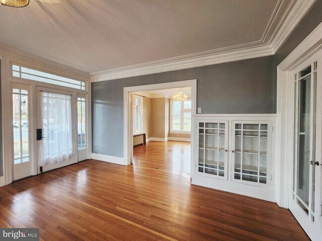 Photo - 515 Fourth St