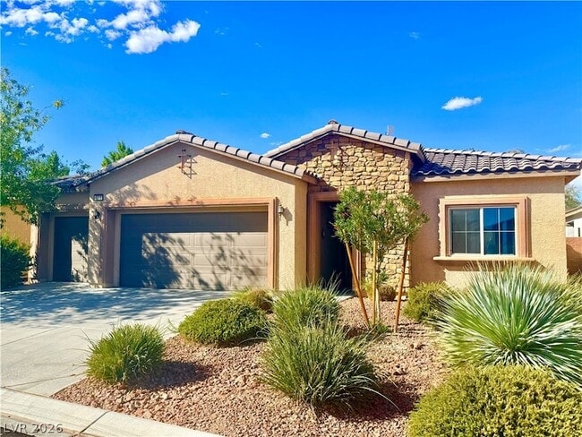 5310 San Palo Dr