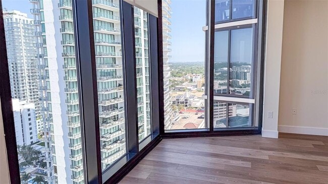 Photo - 1 Beach Dr SE Unit 2512