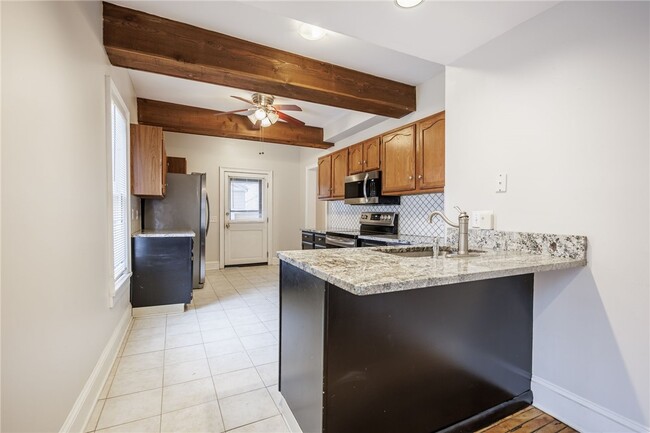 Photo - 1874 Blossom Rd