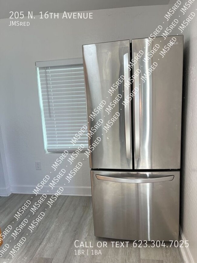 Photo - 205 N 16th Ave