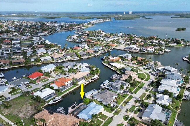 562 Goldcoast Ct