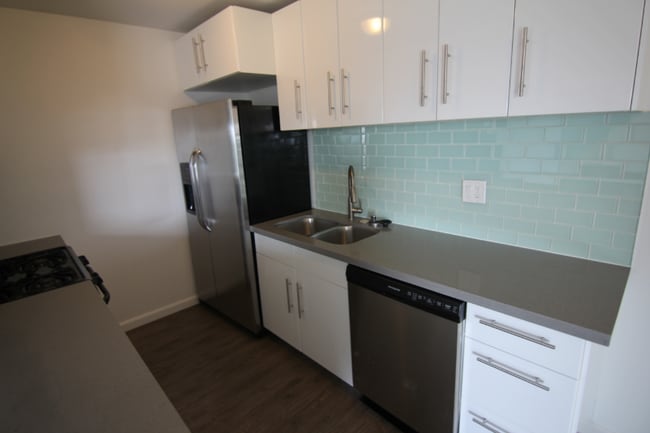 Photo - 3111 4th St Unidad 215