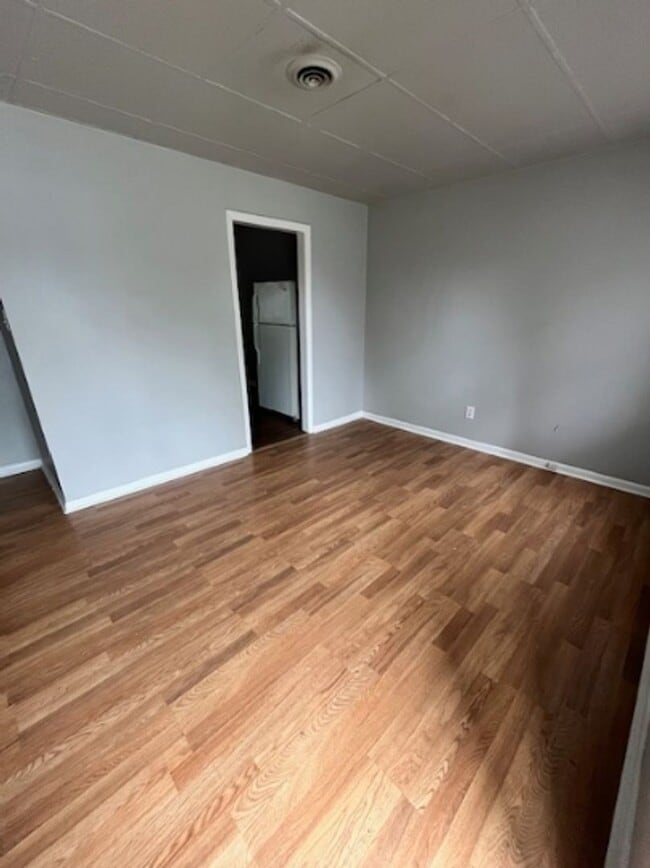 304 Ashwood Dr Unit 304