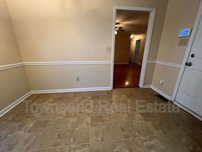 Photo - 3330 Crosswinds Dr