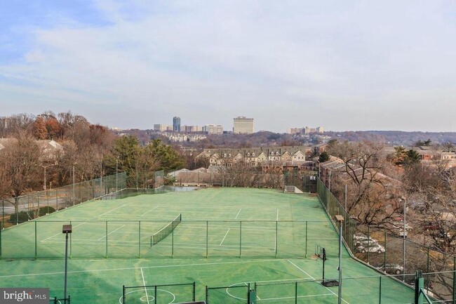 Photo - 301 N Beauregard St Unidad 1115