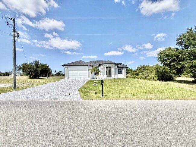 Photo - 20 Coxswain Dr