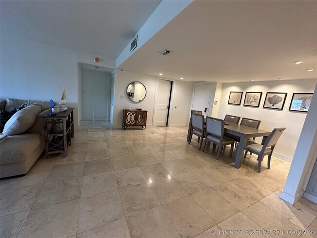 Photo - 4900 N Ocean Blvd Unit 605