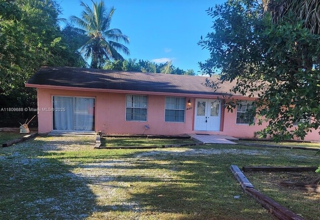 Building Photo - 14910 S River Dr Rental