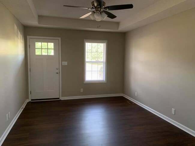 Photo - 3 Bedroom 2 bath Home For Rent!