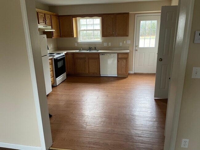 Photo - 108 Pettus Pt