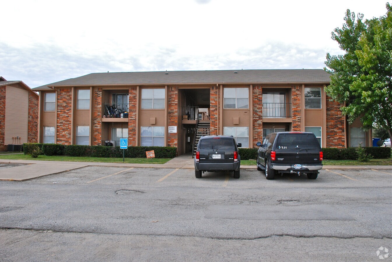 Westview Apartments - Westview Apartments