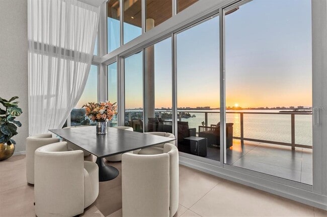 Photo - 1020 Sunset Point Rd Unit 703