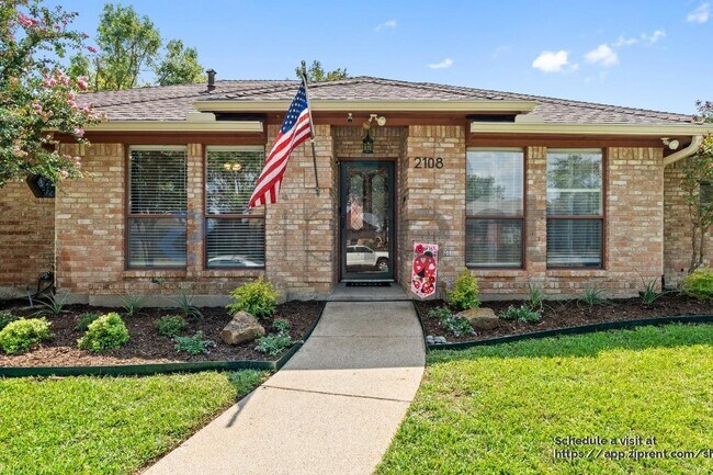 Photo - 2108 Winona Dr