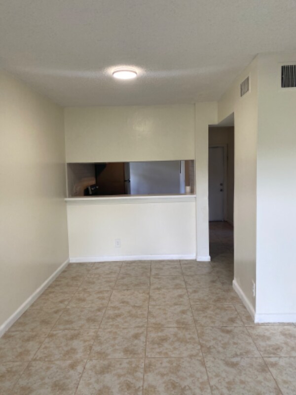 Photo - 4136 Lakeside Dr
