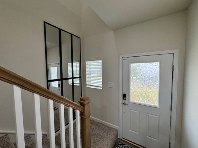 Photo - $500 off 1 month!! Oak Manor