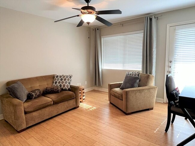 Photo - 1307 Norwalk Ln Unit 201