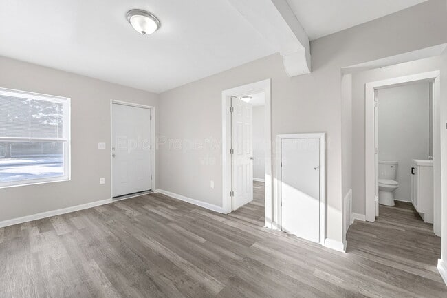 Photo - 6803 Ford Ave