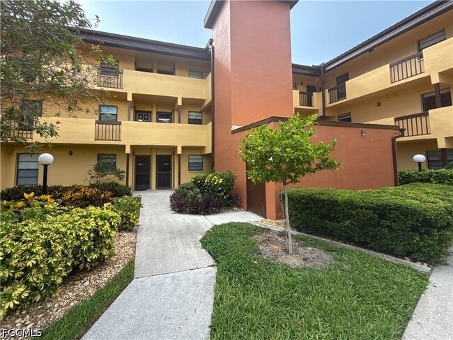 Building Photo - 6136 Whiskey Creek Dr Unit 506