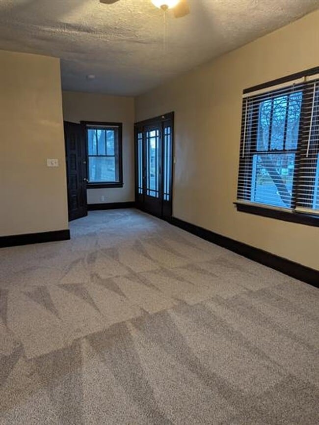 Photo - 3907 Northwestern Pkwy Unit 3907 Northwestern Pkwy #2