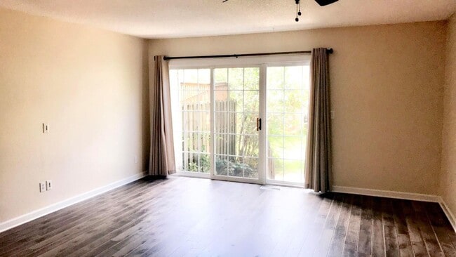 Photo - 2015 Jasper Ln