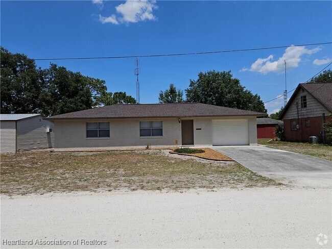 Building Photo - 13608 Marsh St Rental