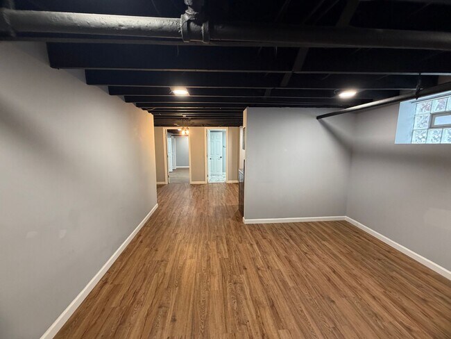 Photo - 6611 Kennedy Ave Unidad KENNEDY 6611 #5 (basement)