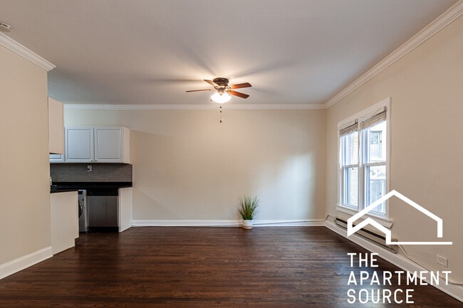 Photo - 732 W Roscoe St Unit 1N