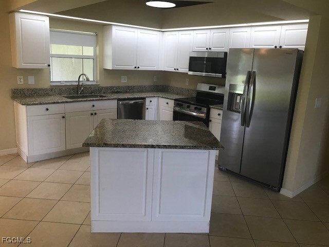 Photo - 310 SW 24th Ave