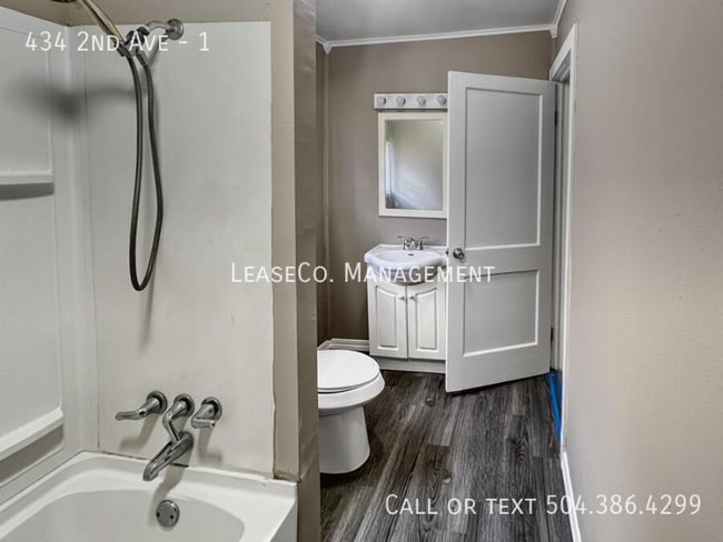 Photo - 434 2nd Ave