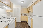 2BR, 2BA - 1,100SF - Kitchen