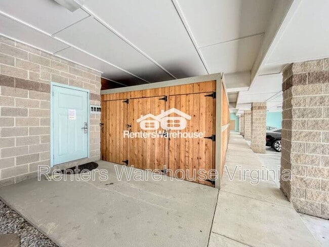 Photo - 7922 Shore Dr