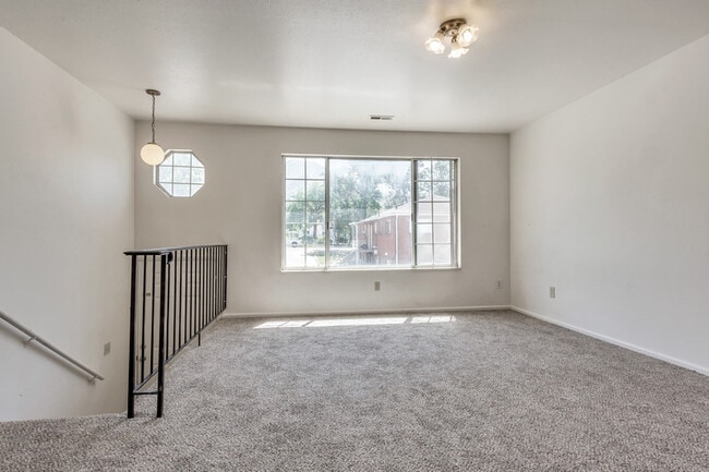 Photo - 255 E Center St Unit 11