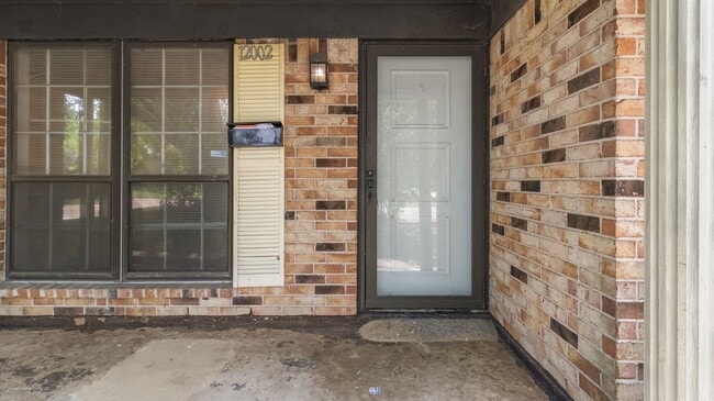 Photo - 12002 Leitrim Way