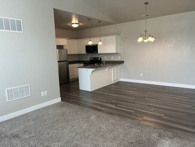 Photo - `1747 N Exchange Park Rd #Z-304