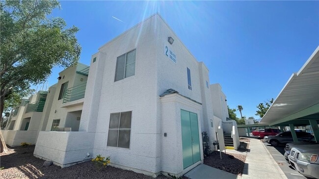 Photo - 7100 W Pirates Cove Rd Unit 1008