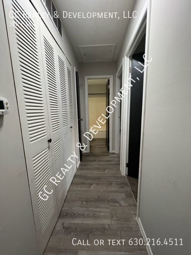 ***BOLINGBROOK SFH / 3 BDRM / APPL INCL /... Rental House Rental in