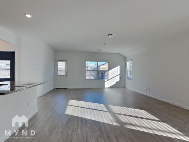 Photo - 5908 Geronimo Wy