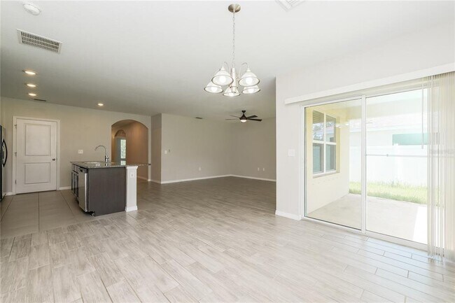 Photo - 327 Tierra Verde Way