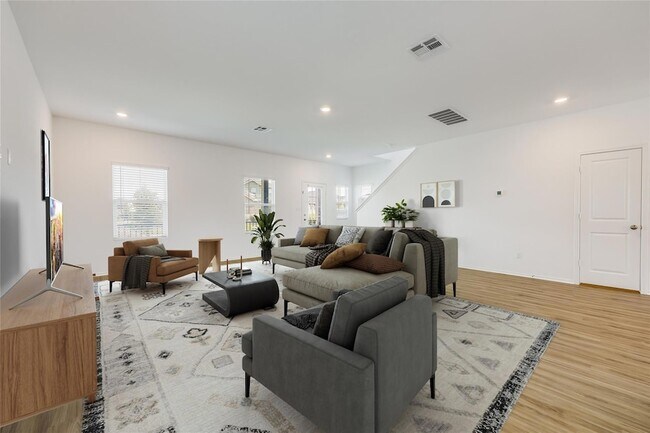 Photo - 1545 Cobblecrest Ln