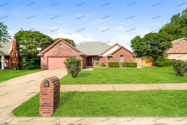 Building Photo - 13761 S Nyssa Ct