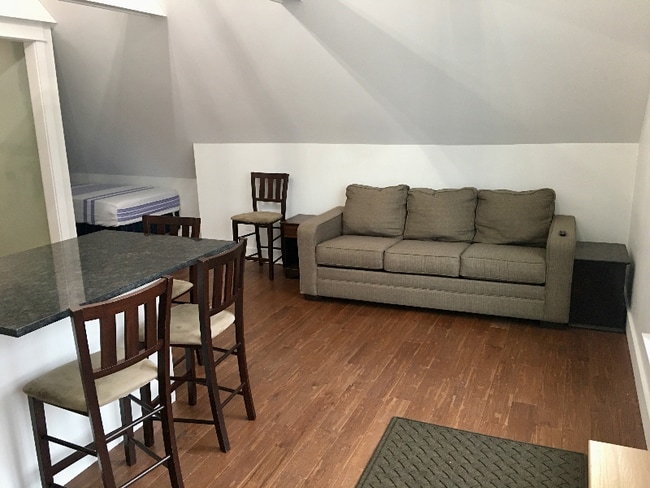 Photo - 68 Gilman St Unit 3