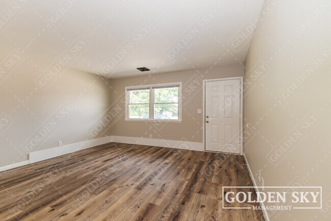 Photo - 4611 S Madison St Unit 12