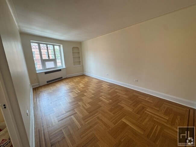 Building Photo - Jane Street Rental