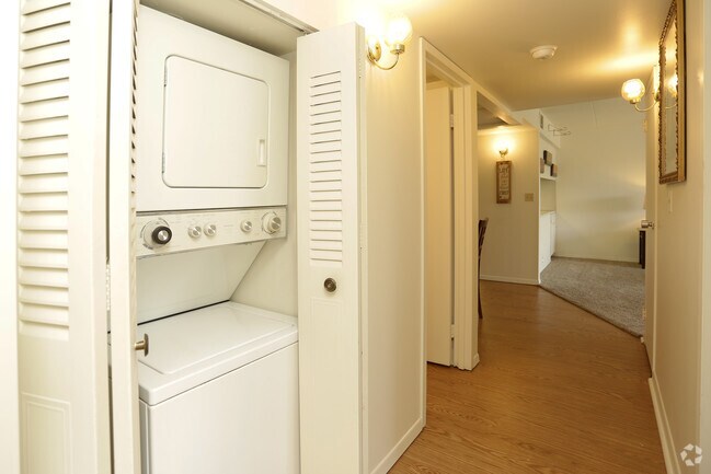 Viewpointe Apartments