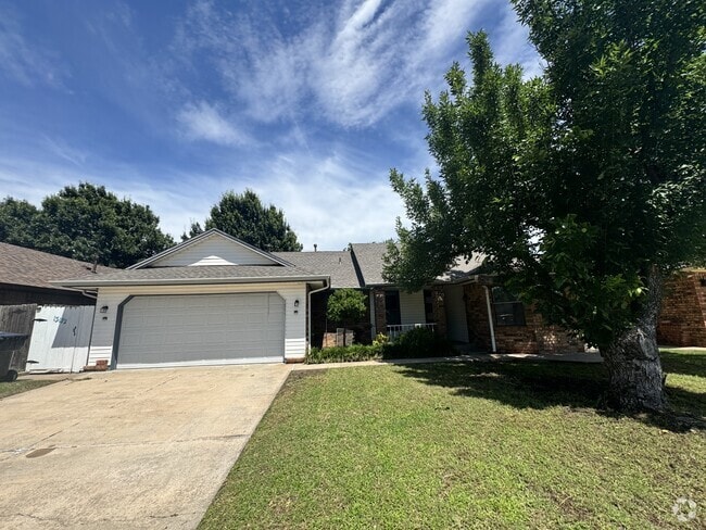 Building Photo - 13172 Eastridge Dr Rental