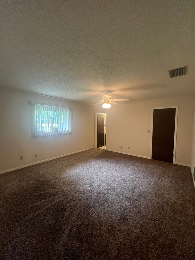 Photo - 2 Bedroom 2 Bathroom Home on the Golf Course