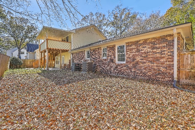 Photo - 1152 Bradford Ave
