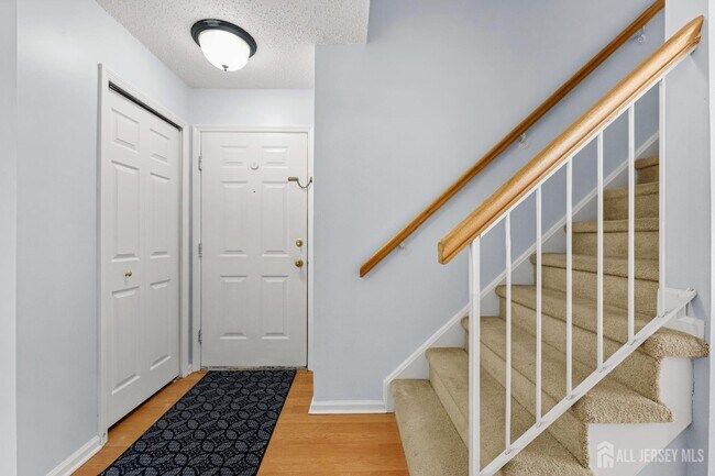 Photo - 108 Prestwick Way