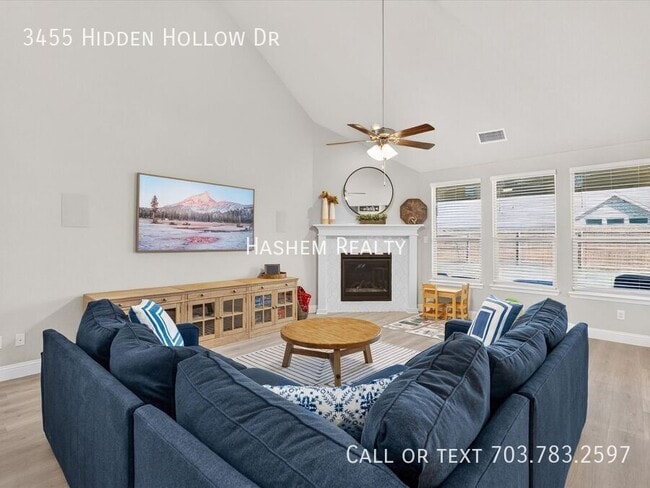 Photo - 3455 Hidden Holw Dr